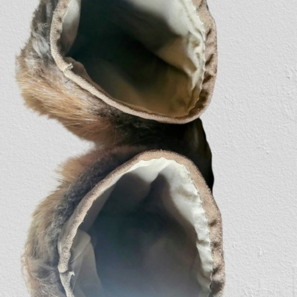 Wolverine Fur Alaskan Inuit Handmade Mukluks Size 8 - Picture 6 of 6